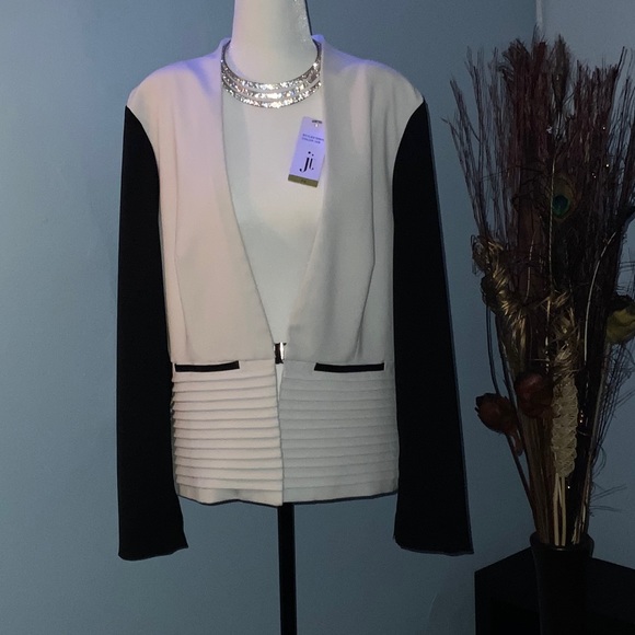 Blazers are It - Picture 7 of 13